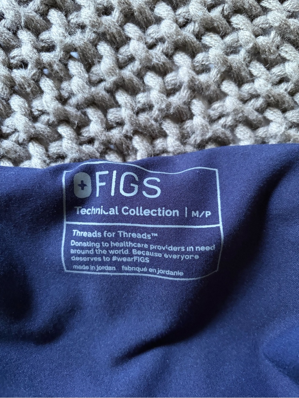 Figs women’s jogger scrub pants